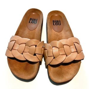 Bibi Lou leather slides, size 6